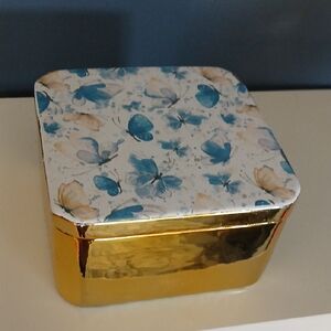 Ceramic Trinket Box 4.5"x4.5"x3"